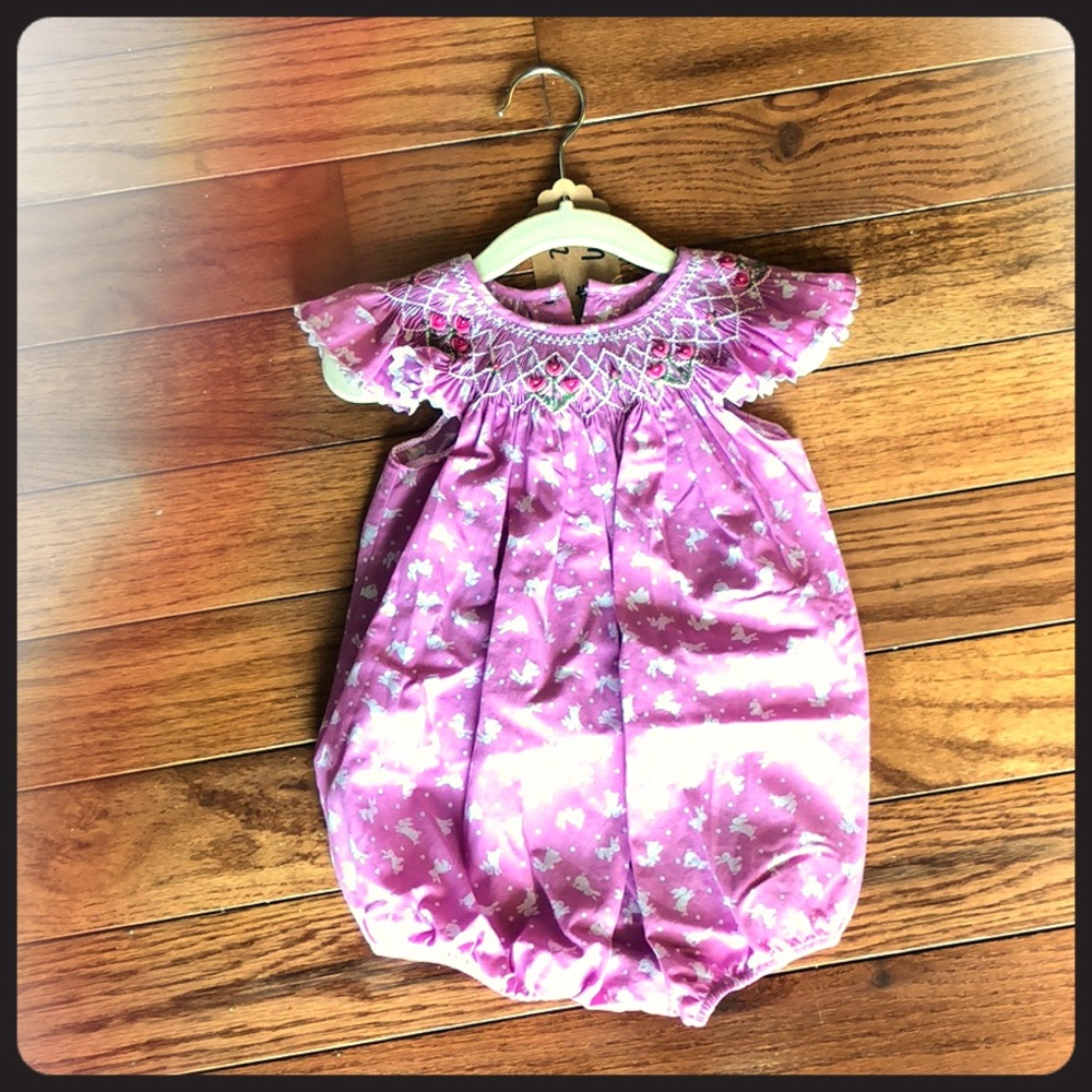 Smocked bubble